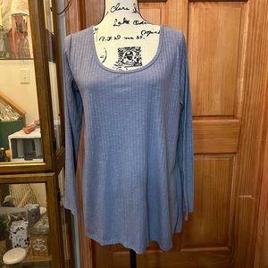 LuLaRoe Elizabeth Top.  Size L.  Heather Blue.
